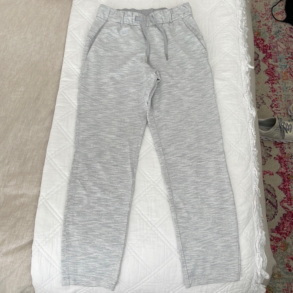 Lululemon on-the-fly pant